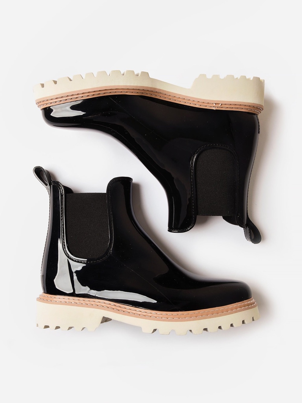 Women’s DOLCE VITA Stormy black ankle rain boot- Size 10